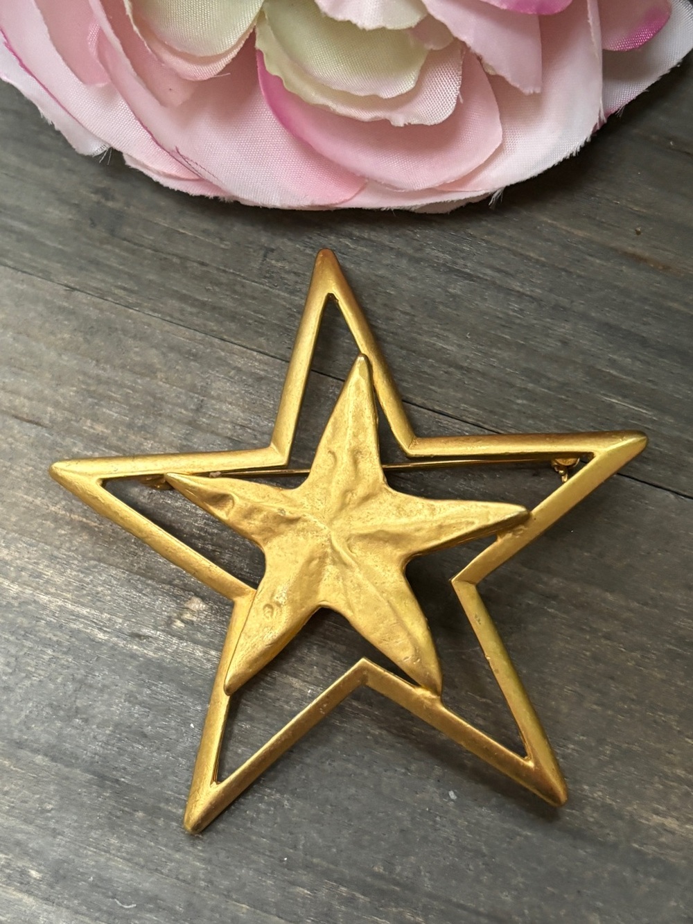 Gold Star Brooch Pin - Bold Five-Point Design, marked MJENT